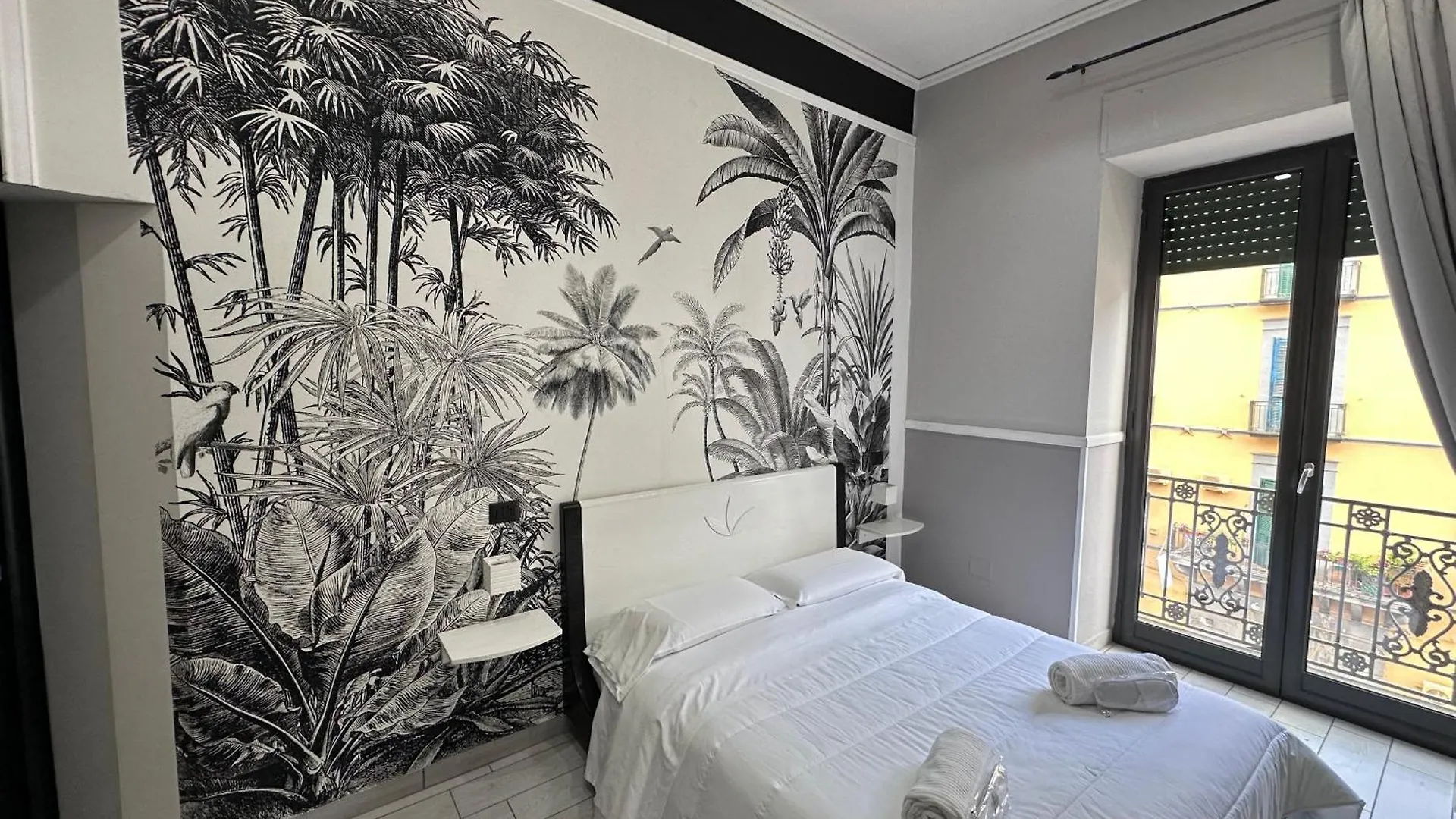 ** Guest house Parthenope Rooms Naples Italy